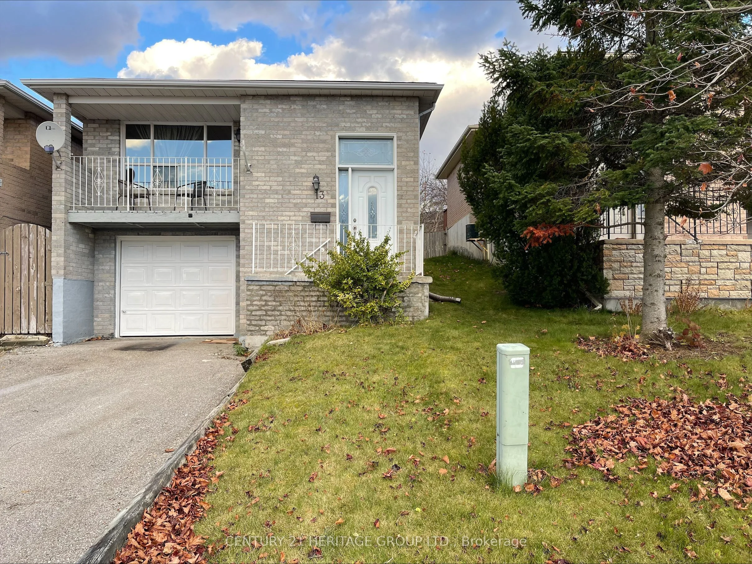 13 Turner Court, Bradford West Gwillimbury, ON L3Z 2W3