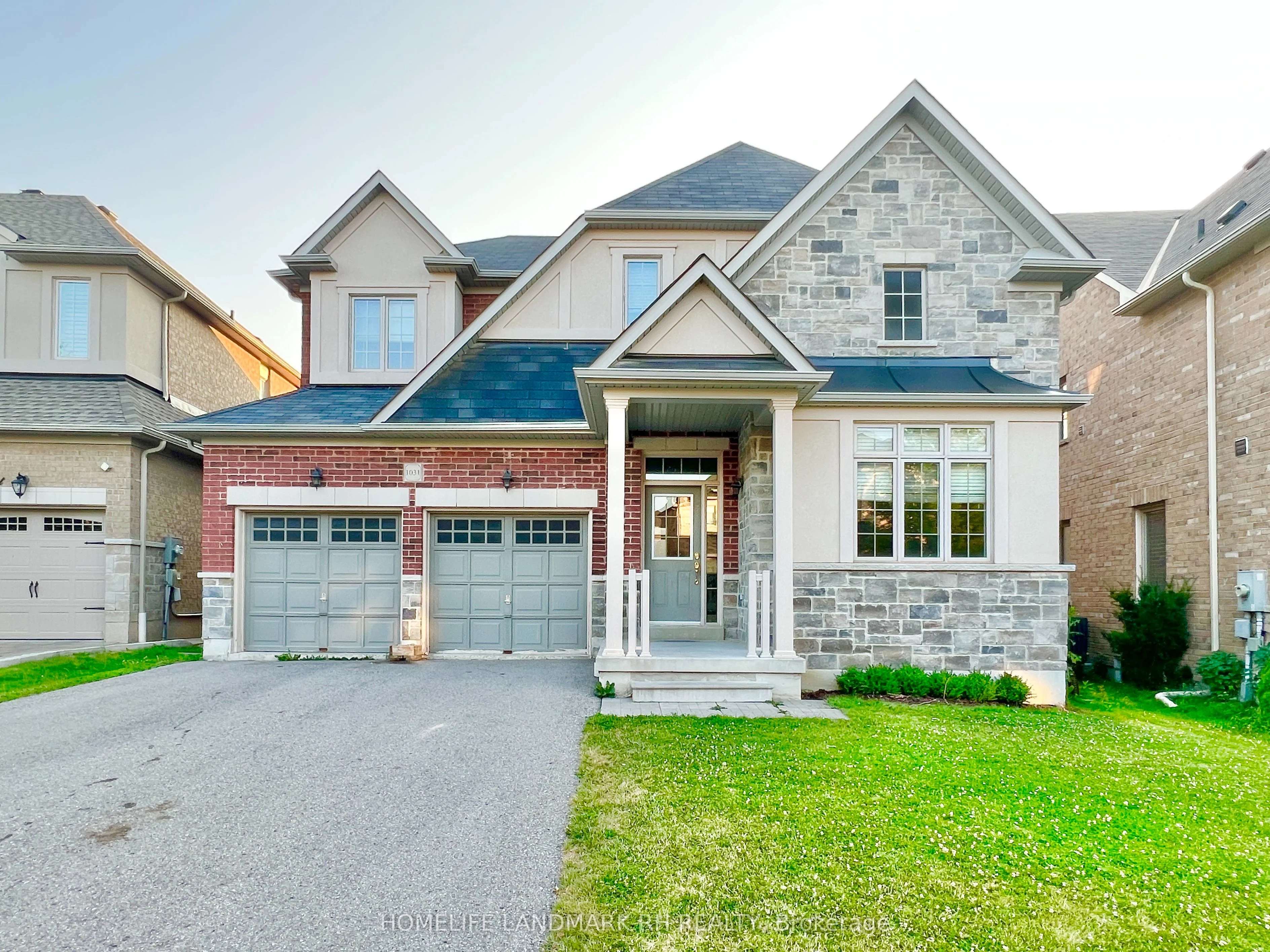 1031 Blackhall Crescent, Newmarket, ON L3X 0B2