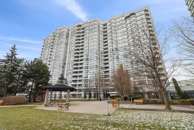 1 Clark Avenue W 205, Vaughan, ON L4J 7Y6