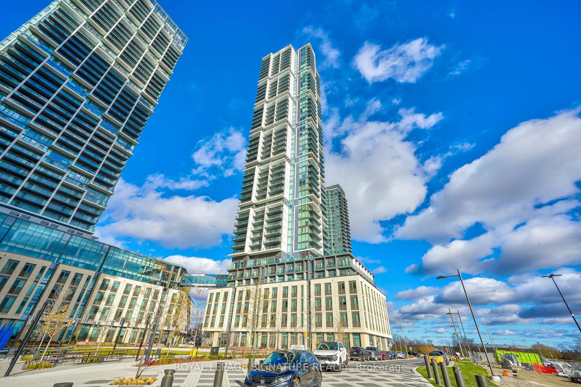 7890 Jane Street 5010, Vaughan, ON L4K 0K9