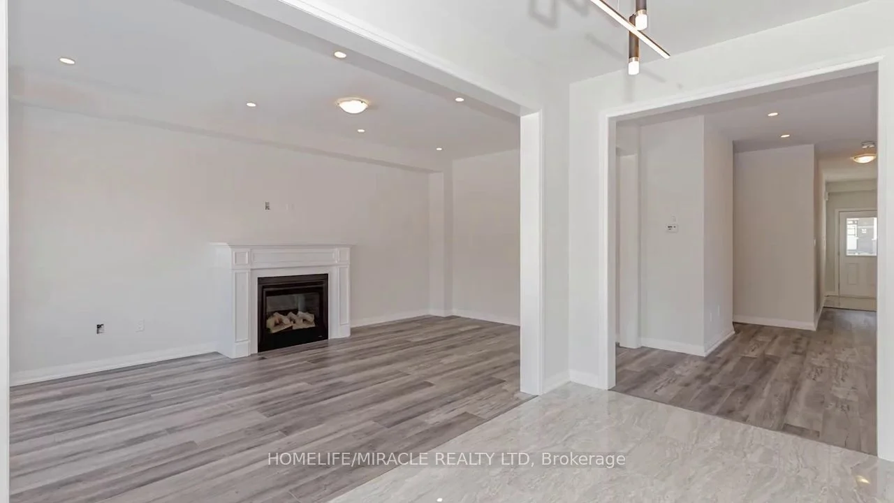 1051 Hardy Way, Innisfil, On L0l 1w0