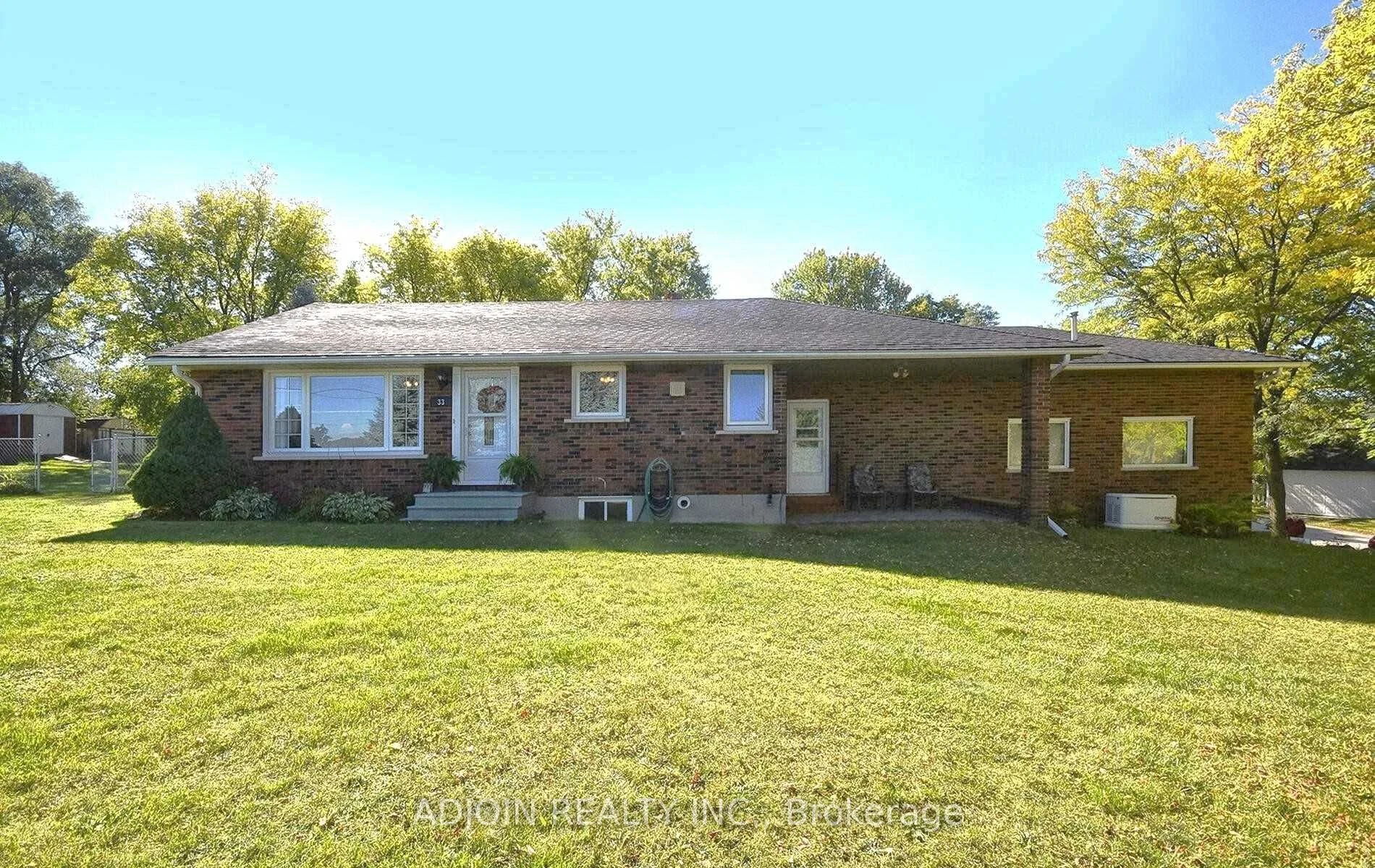 33 Church Street, Innisfil, On L0l 1l0