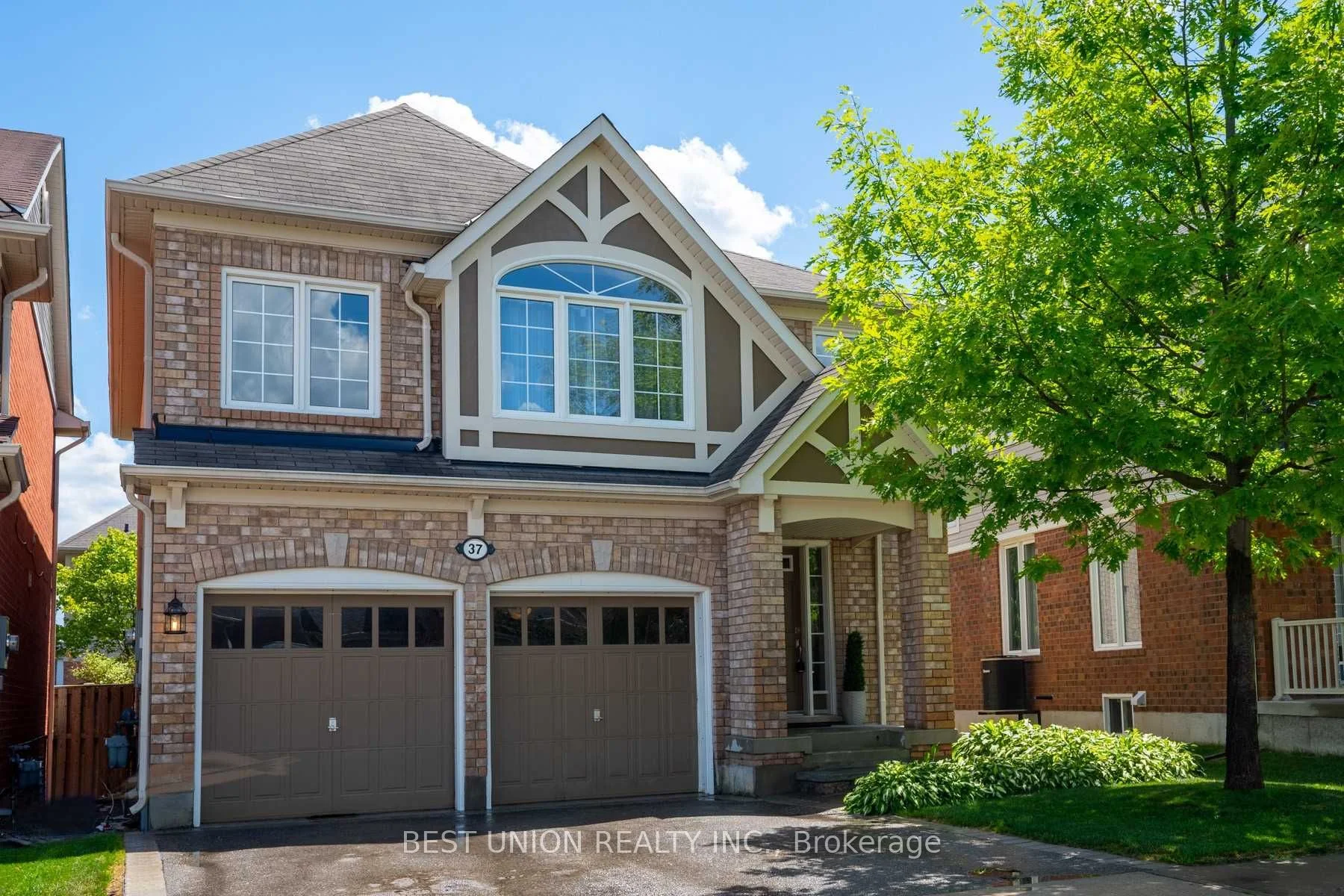 37 Fred Silvester Road, Whitchurch-Stouffville, ON L4A 0J6
