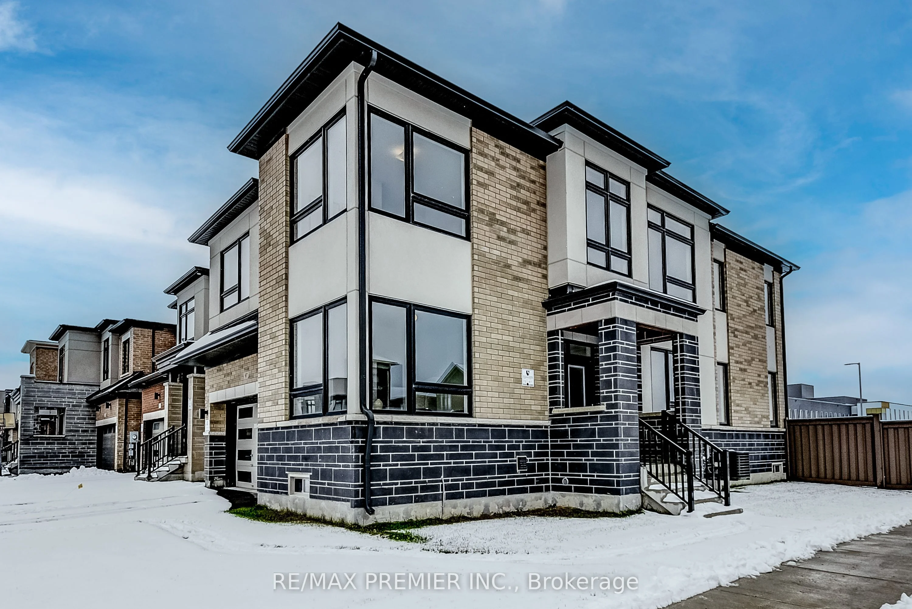 97 Meridan Drive, Whitchurch-stouffville, On L4a 4x5