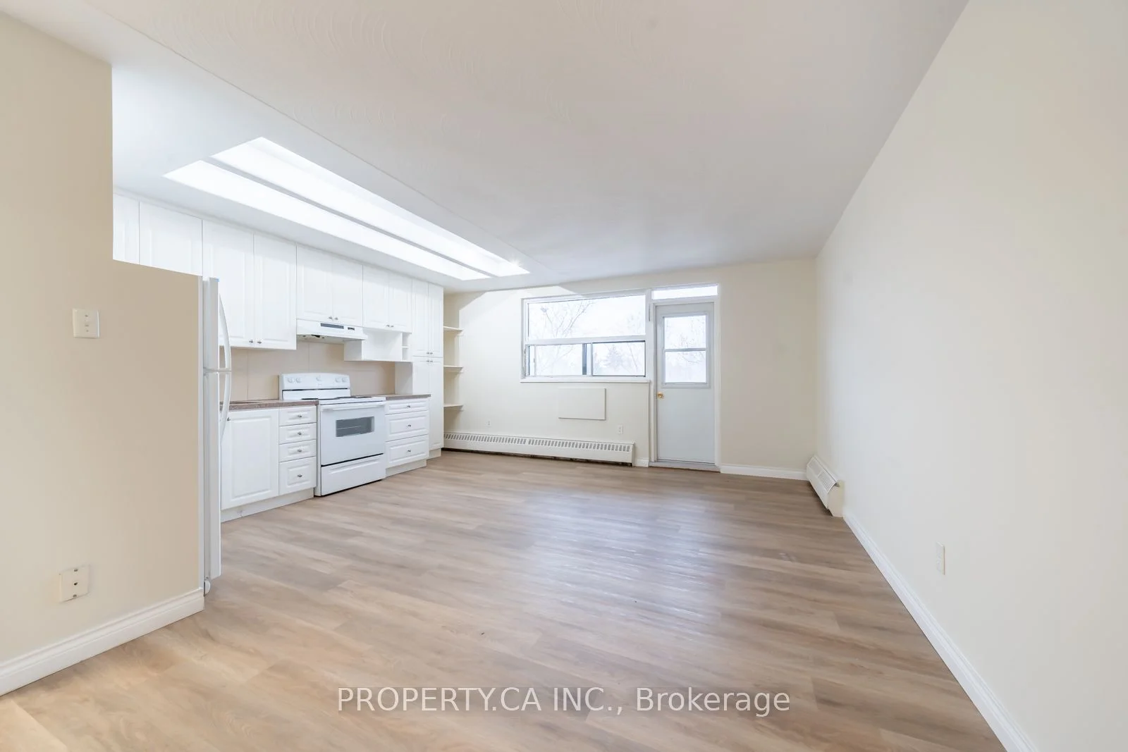 595 Major Mackenzie Drive 403, Richmond Hill, ON L4C 1J6