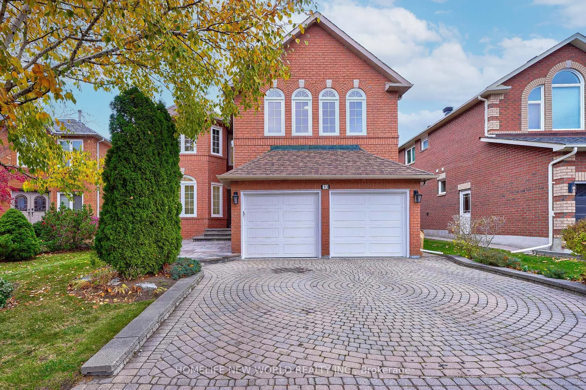 33 Florentine Crescent, Richmond Hill, ON L4S 1G9