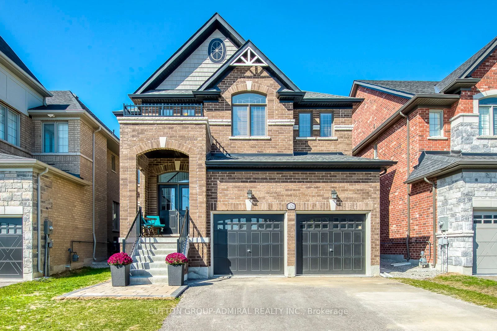 1328 Blackmore Street, Innisfil, On L9s 0j8