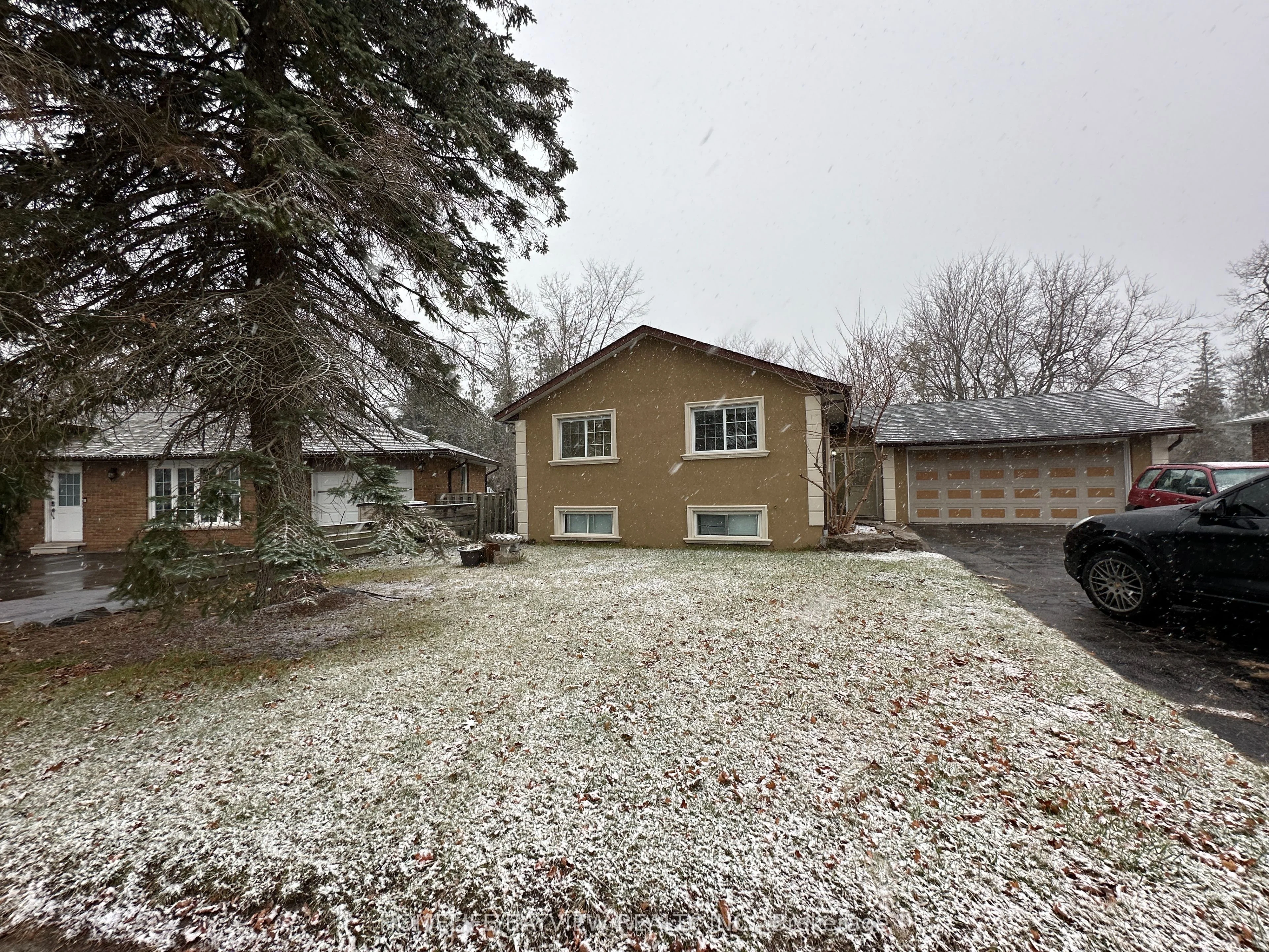 160 Olive Street, East Gwillimbury, ON L9N 1M3