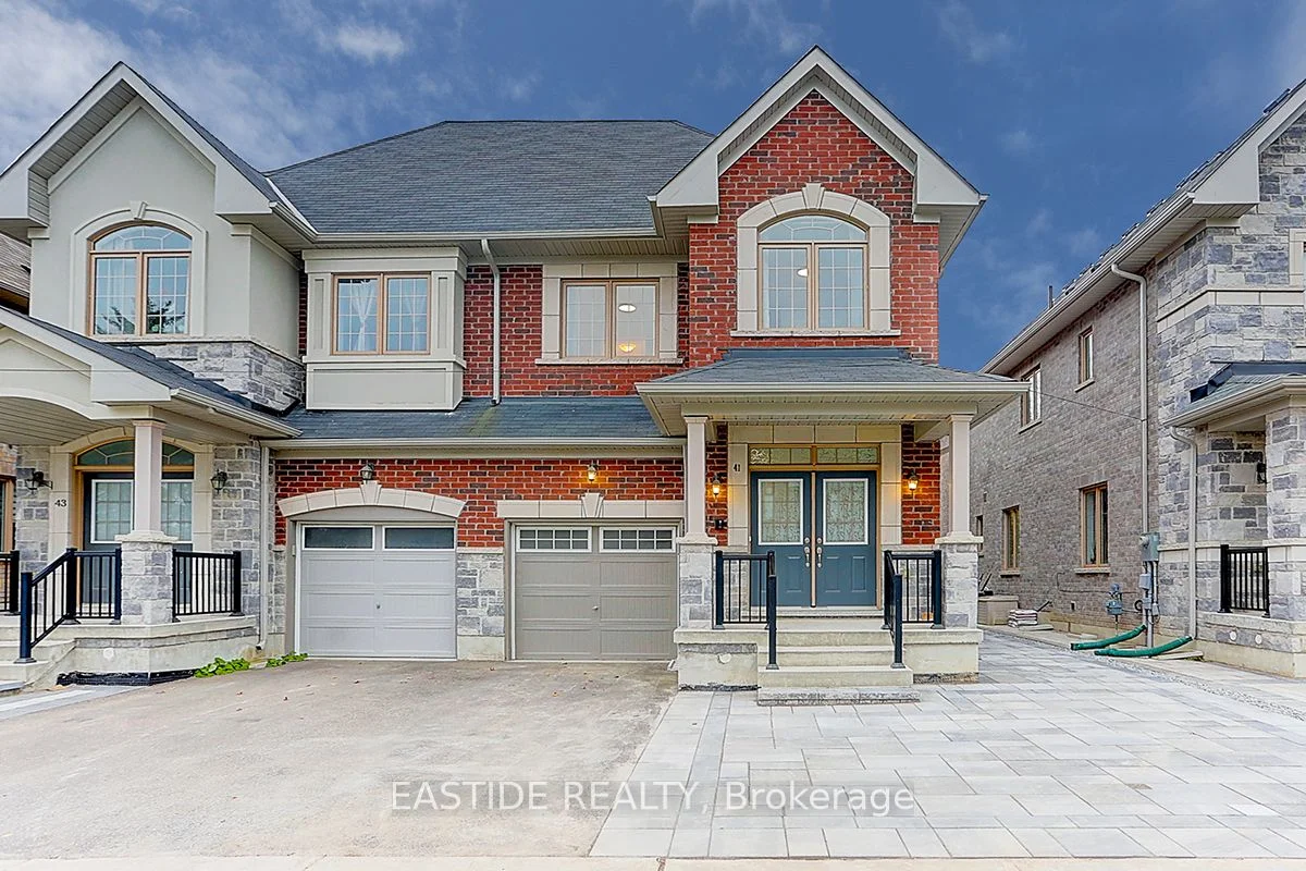 41 Portage Avenue, Richmond Hill, On L4e 2z5
