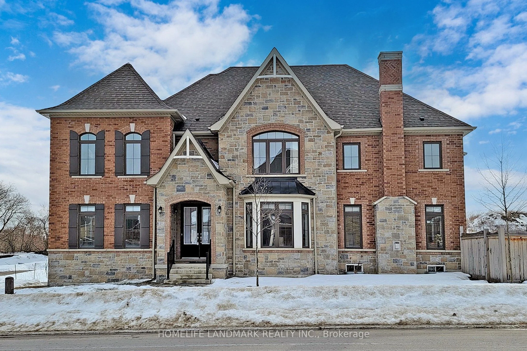 174 Sharon Creek Drive, East Gwillimbury, On L9n 0p9