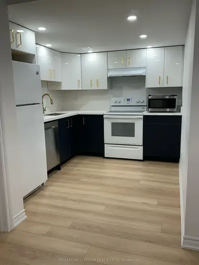 129 Orr Drive, Bradford West Gwillimbury, On L1z 0s2