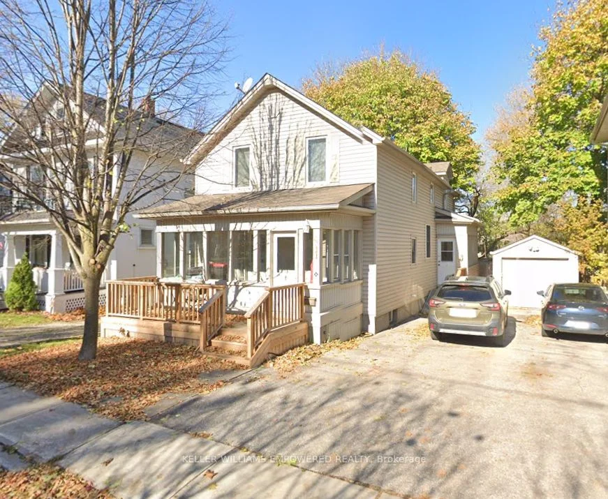 411 Simcoe Street, Newmarket, On L3y 2m4