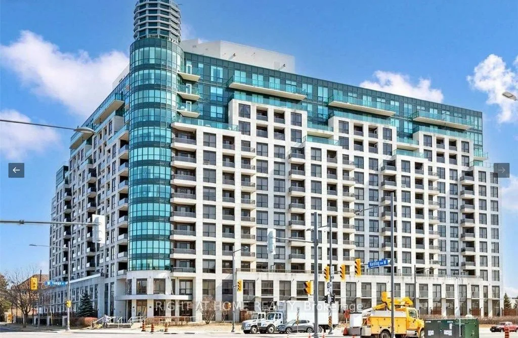 18 Harding Boulevard E 223, Richmond Hill, ON L4C 0T3