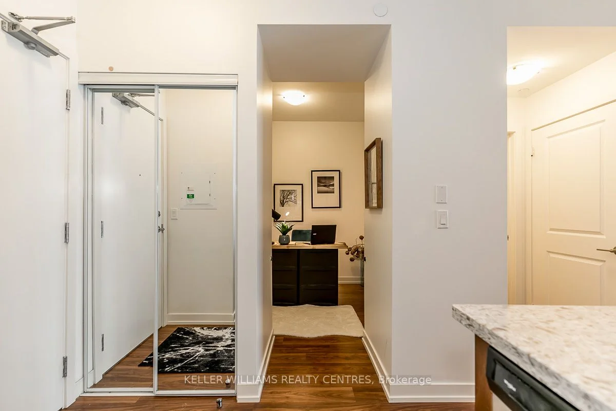 555 William Graham Drive 240, Aurora, On L4g 7c4