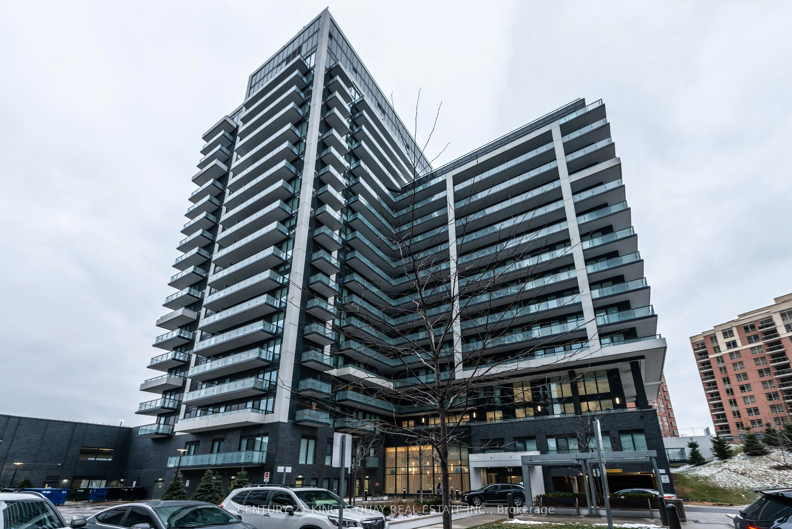 85 Oneida Crescent 1216, Richmond Hill, ON L4B 0H4