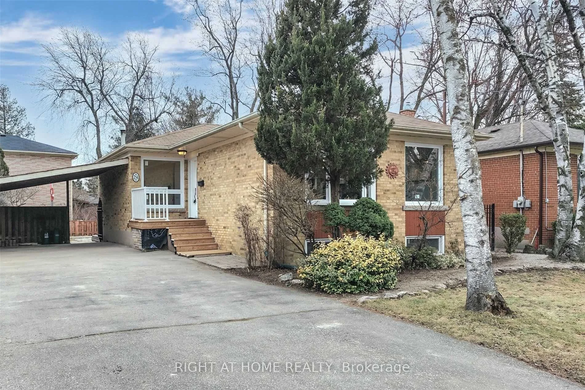 214 Altamira Road S, Richmond Hill, On L4c 4e1