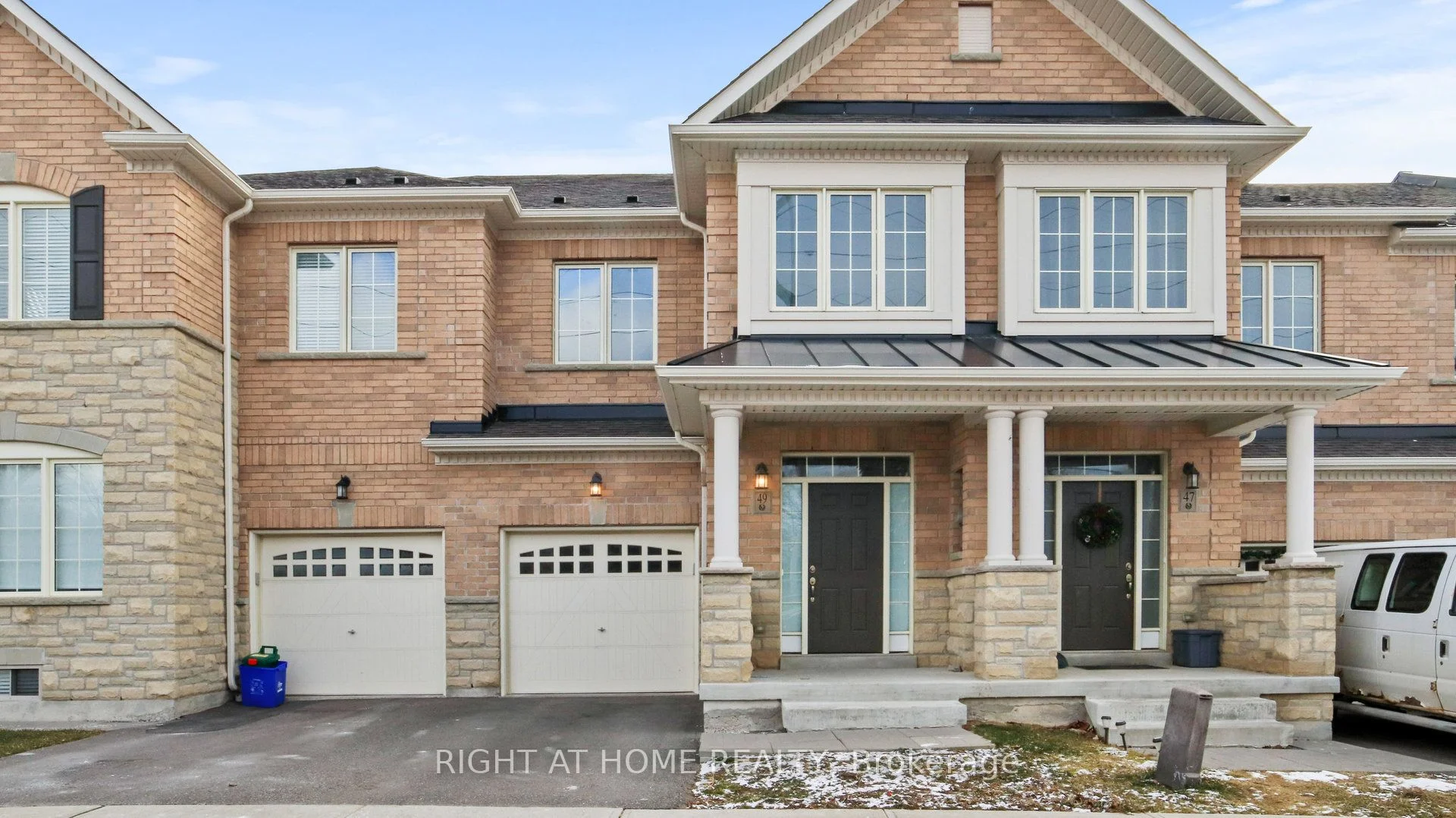 49 Bellflower Lane, Richmond Hill, On L4e 1e7