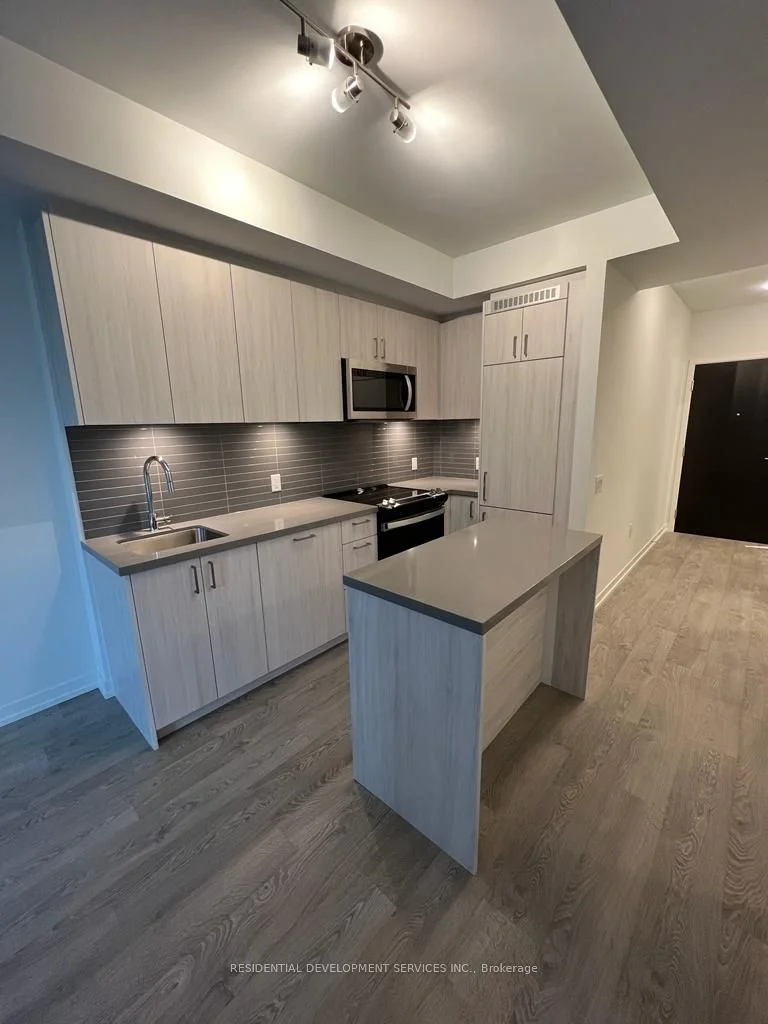 8868 Yonge Street 523e, Richmond Hill, On L4c 0t4