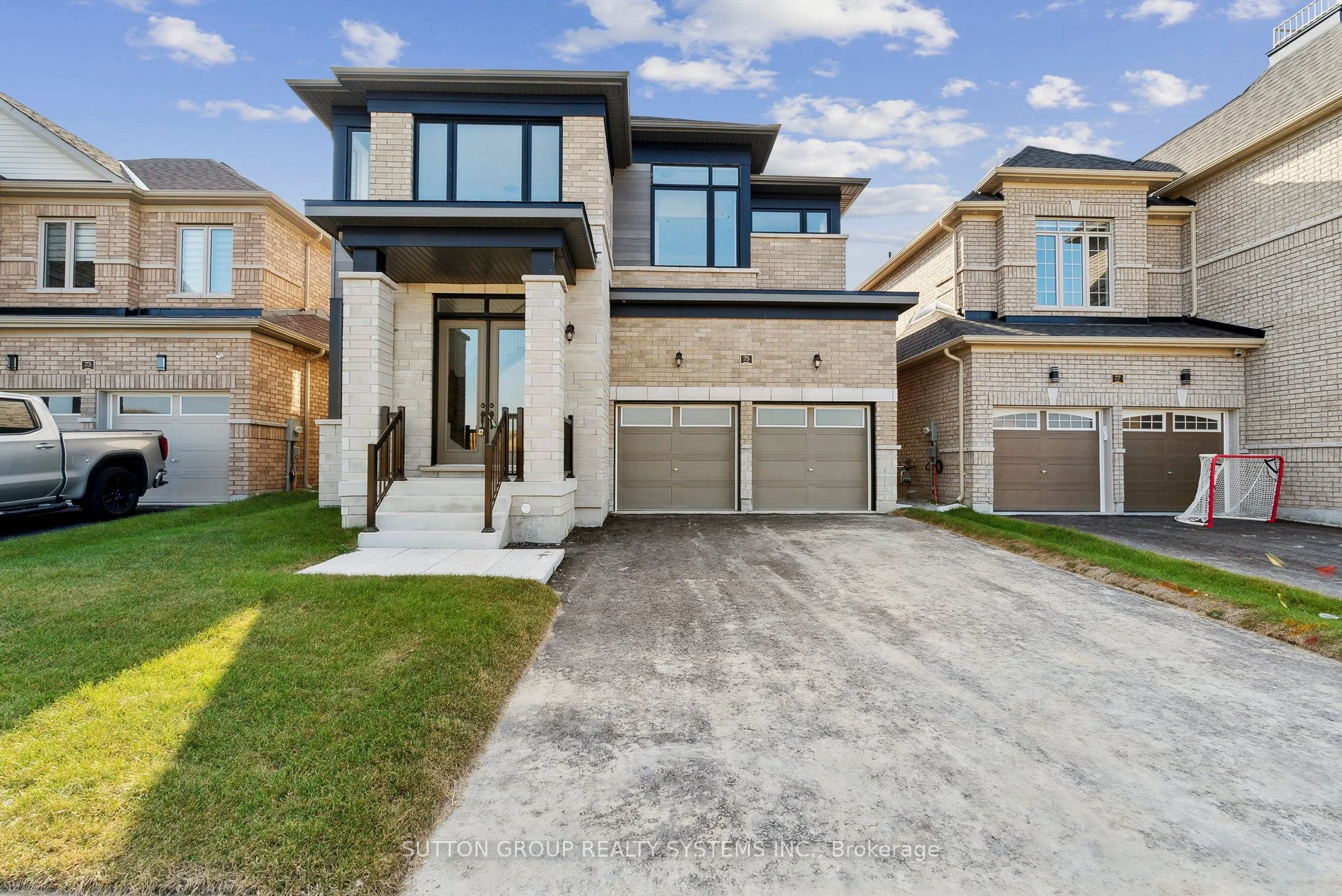 75 EASTGROVE Square, East Gwillimbury, ON L9M 0M6