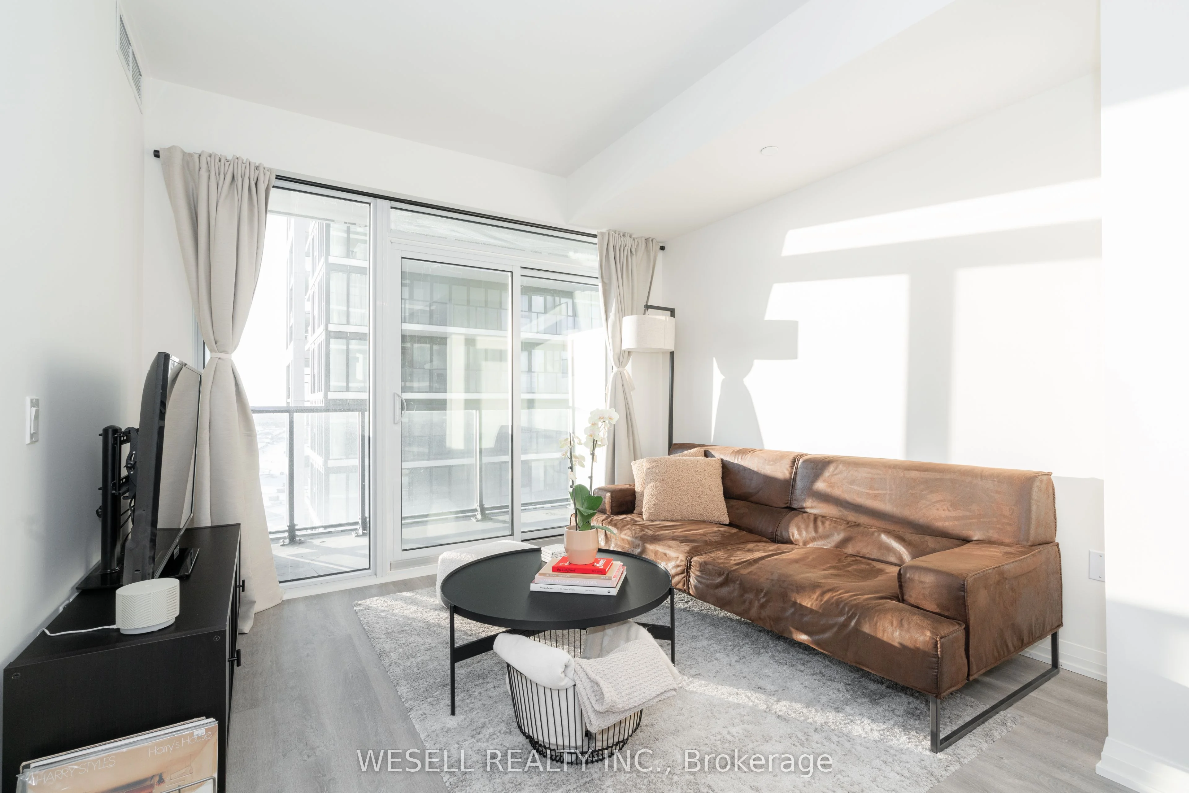 9000 Jane Street 1106, Vaughan, ON L4K 2M9