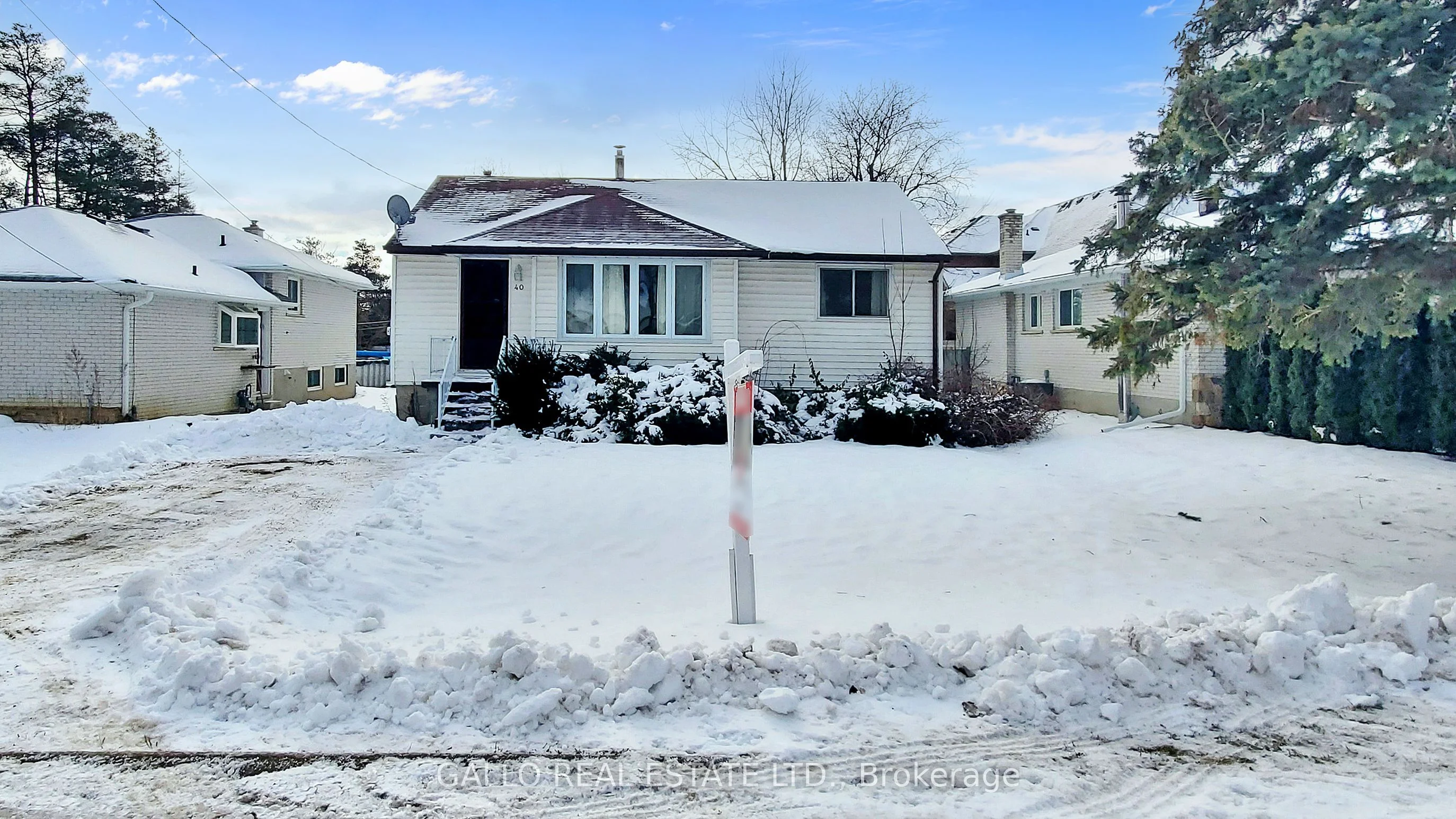 40 Burkholder Street, Whitchurch-Stouffville, ON L4A 4K1