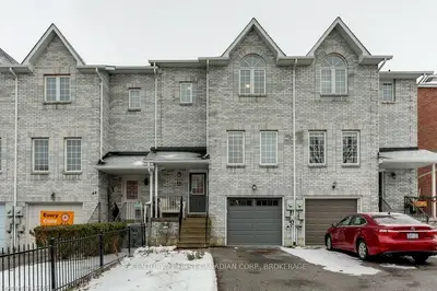 46 Hattie Court, Georgina, ON L4P 3Z8