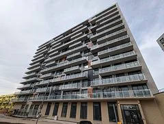 6 David Eyer Road 305, Richmond Hill, ON L4S 0N5