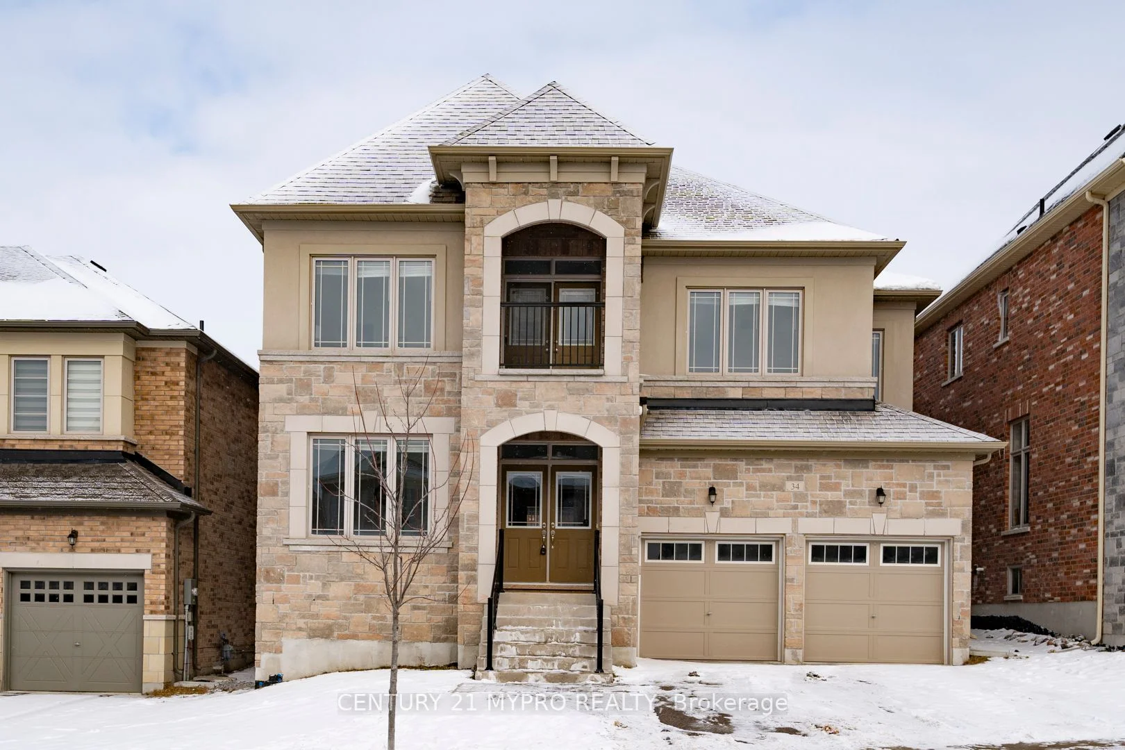 34 Ben Sinclair Avenue, East Gwillimbury, On L9n 0s2