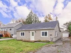 171 Bayview Avenue, Georgina, On L4p 2t1