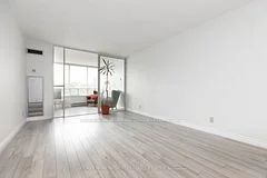 22 Clarissa Drive 301, Richmond Hill, On L4c 9r6