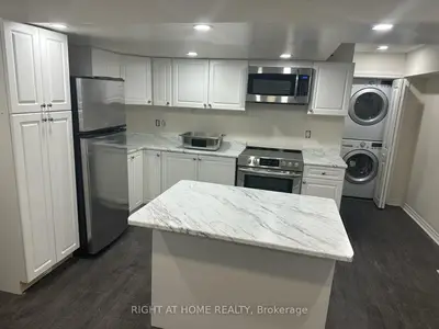 52 Kennedy Boulevard W Bsmt, New Tecumseth, ON L9R 0L7