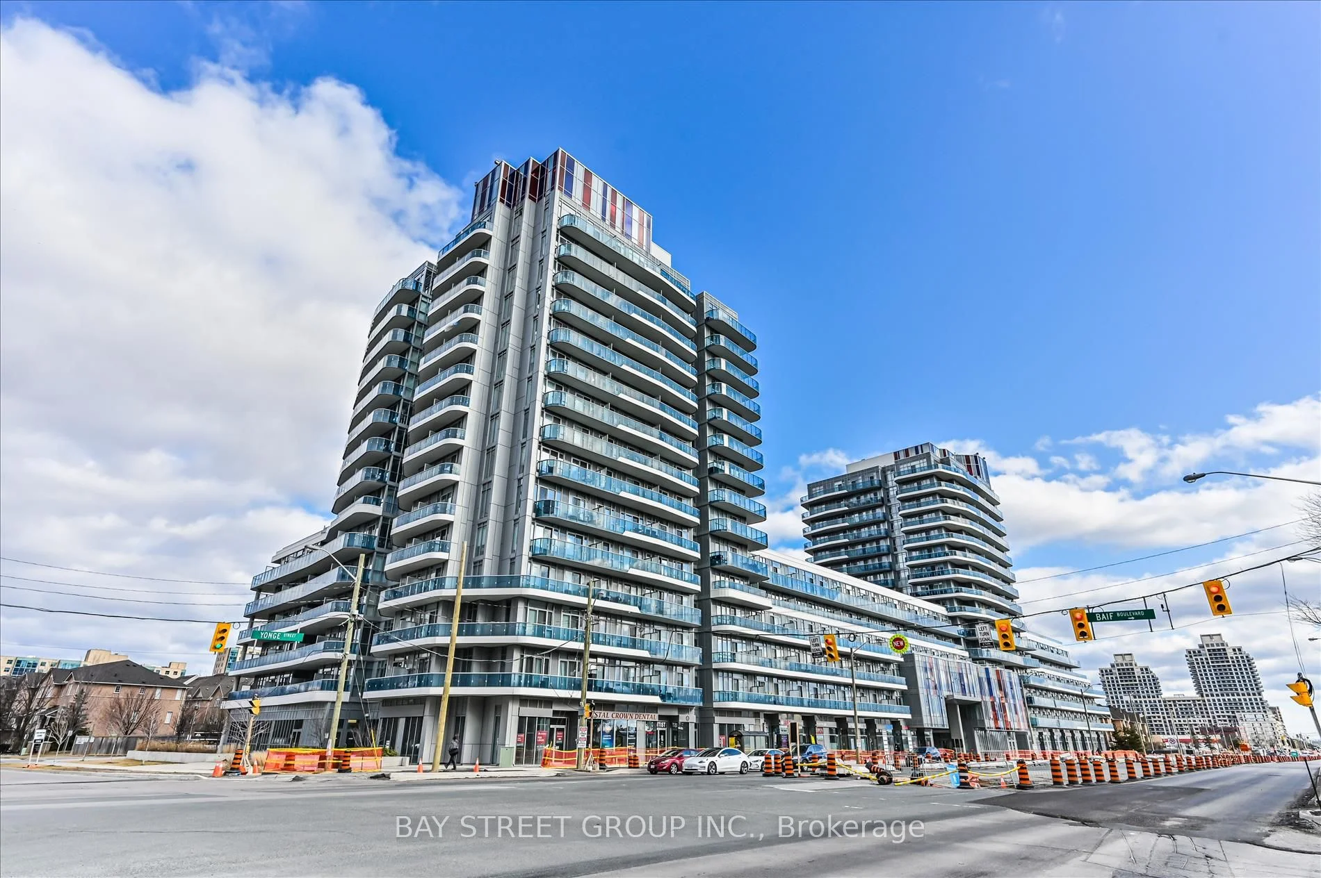 9471 Yonge Street W 529, Richmond Hill, ON L4C 1V4