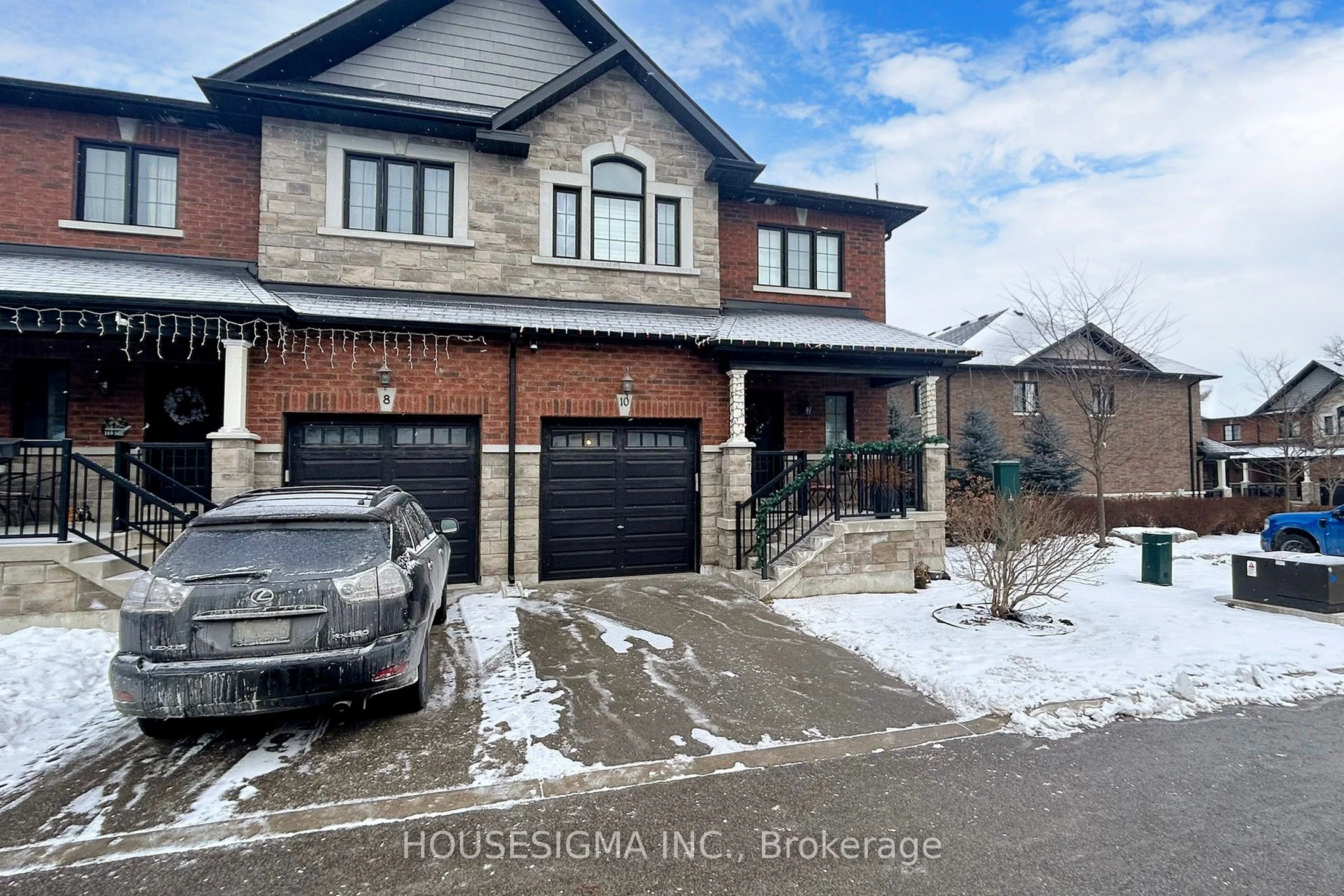 10 Zenyatta Lane, East Gwillimbury, ON L9N 0N7