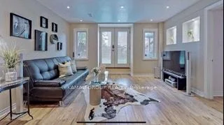 15 Caramel Crescent, Richmond Hill, ON L4S 2P9