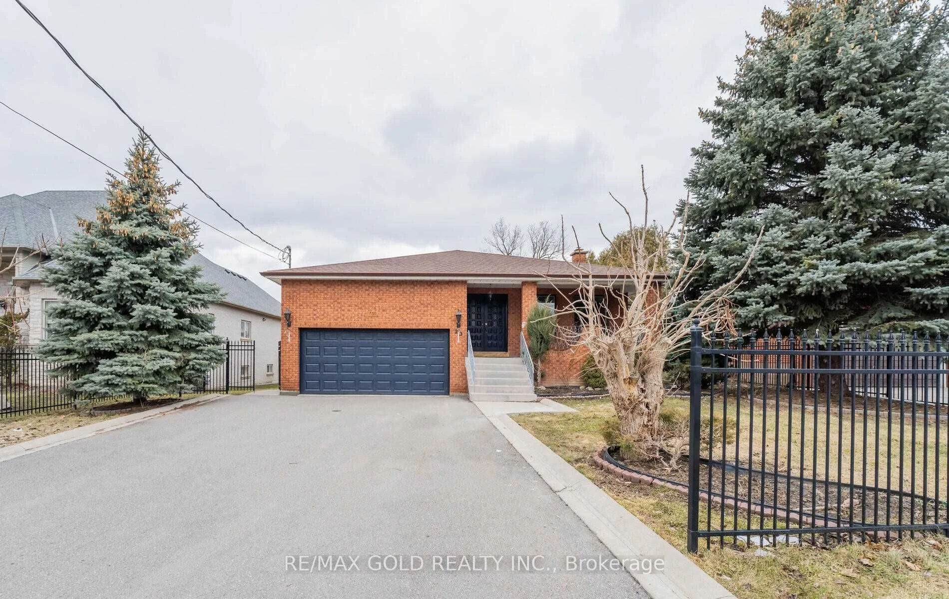 20 Garden Avenue, Richmond Hill, ON L4C 6L9