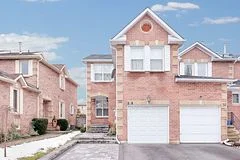 32 Ritva Court, Richmond Hill, On L4c 9r5