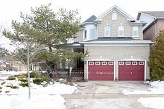 42 Inverhuron Street, Richmond Hill, On L4e 4h2