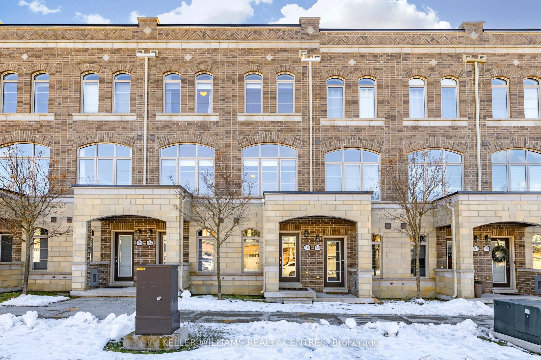 350 John Davis Gate, Whitchurch-Stouffville, ON L4A 1X1