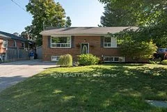 47 Fairview Ave Avenue E, Whitchurch-Stouffville, ON L4A 1C8