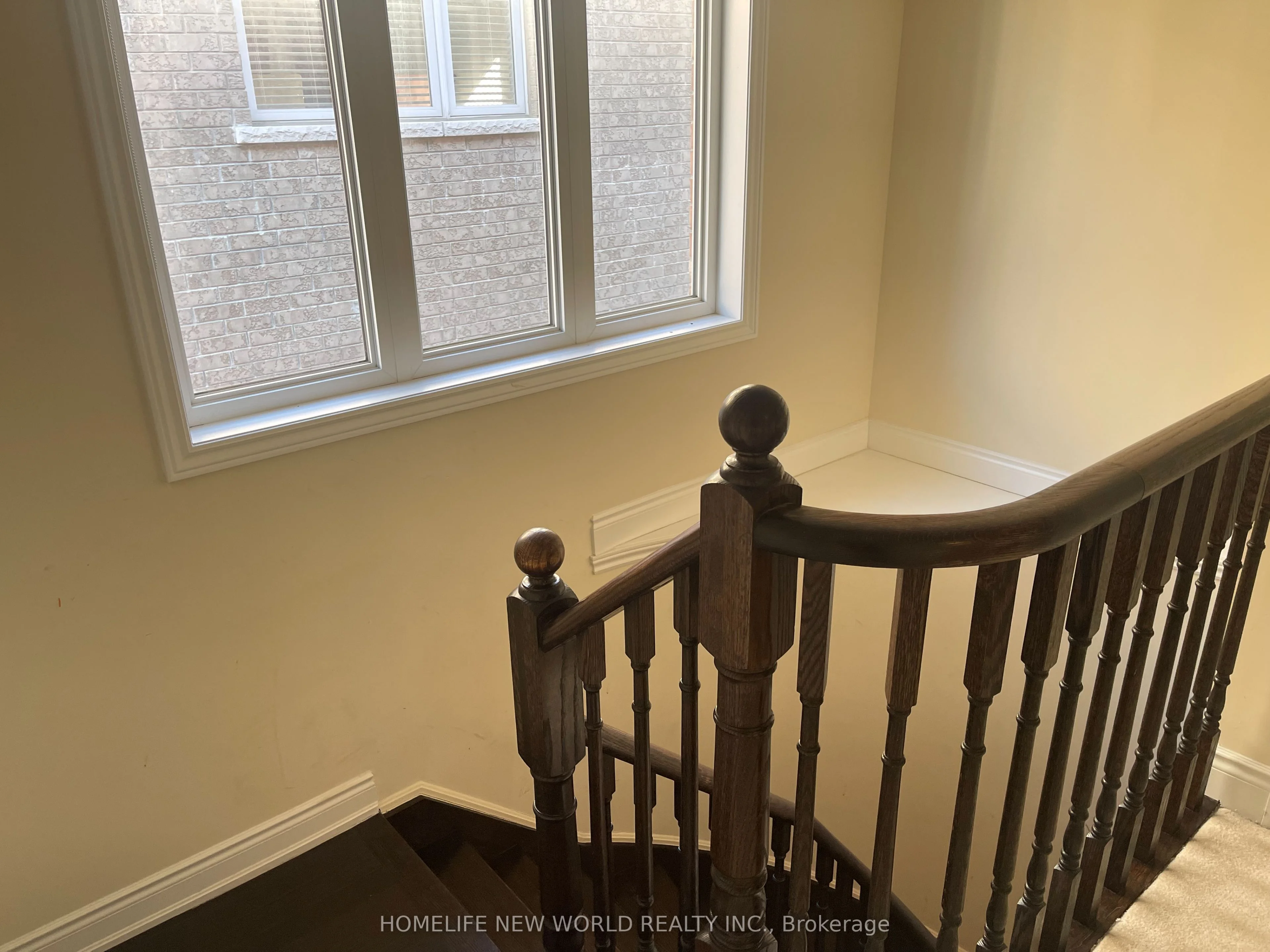 127 Lacewood Drive, Richmond Hill, ON L4S 0E5