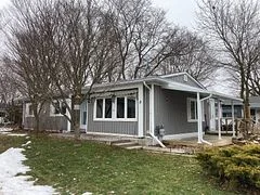 8 Flora Court, Innisfil, ON L9S 1R3