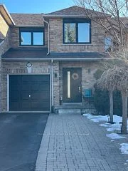 37 Sherwood Park Drive, Vaughan, On L4k 4x8