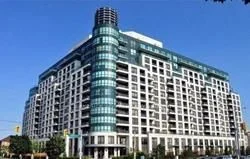 18 Harding Boulevard S 512, Richmond Hill, ON L4C 0T3
