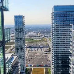 7890 Jane Street 5607, Vaughan, On L4k 0k9