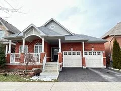 18 Lundigan Drive, Georgina, On L4p 0c2