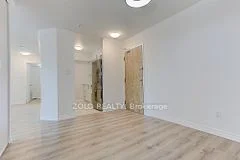 326 Major Mackenzie Drive E 607, Richmond Hill, On L4c 8t4