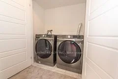 168 William Booth Avenue, Newmarket, On L3y 4v9