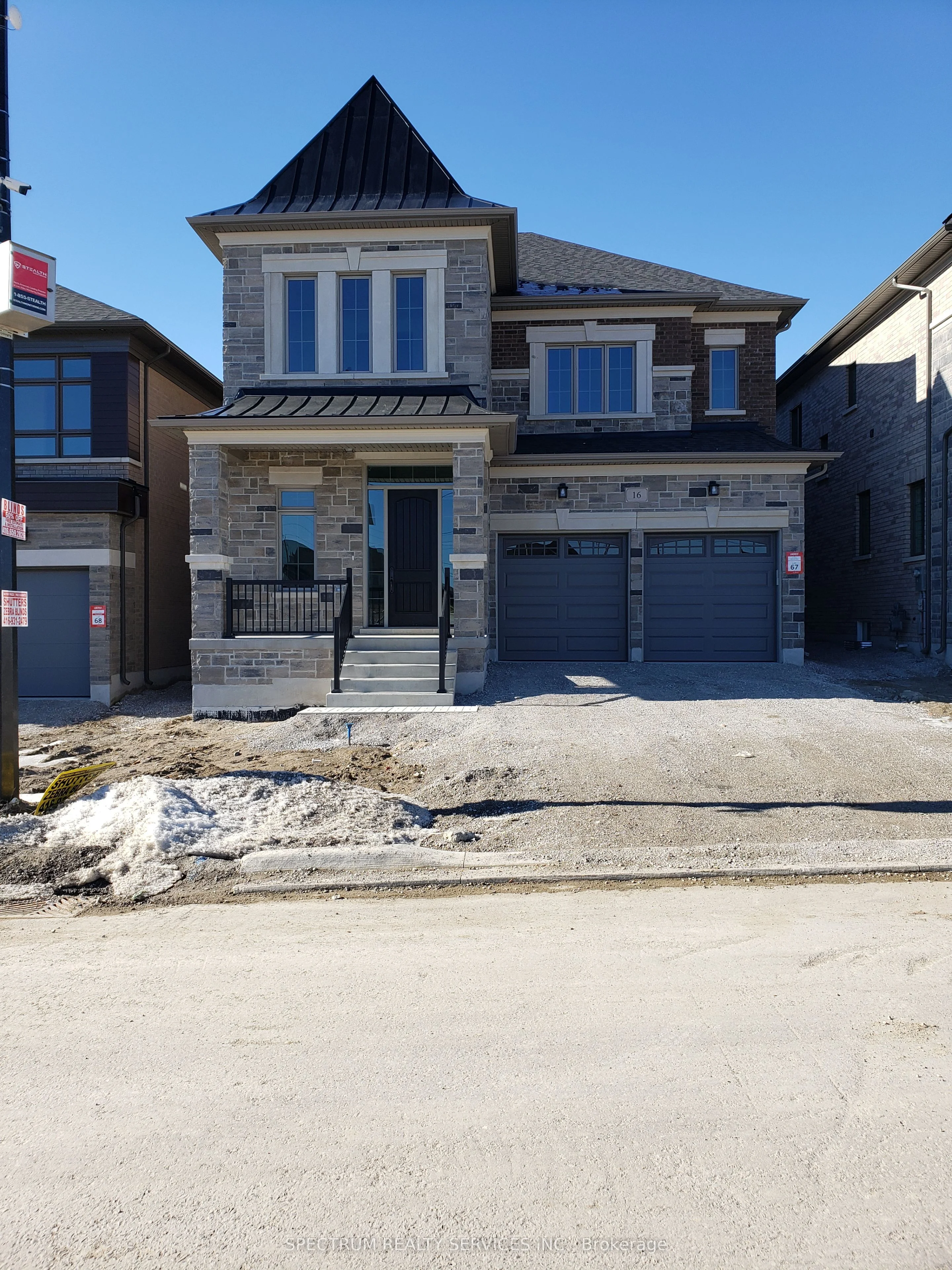 16 Greville Street, Vaughan, ON L3L 0G1