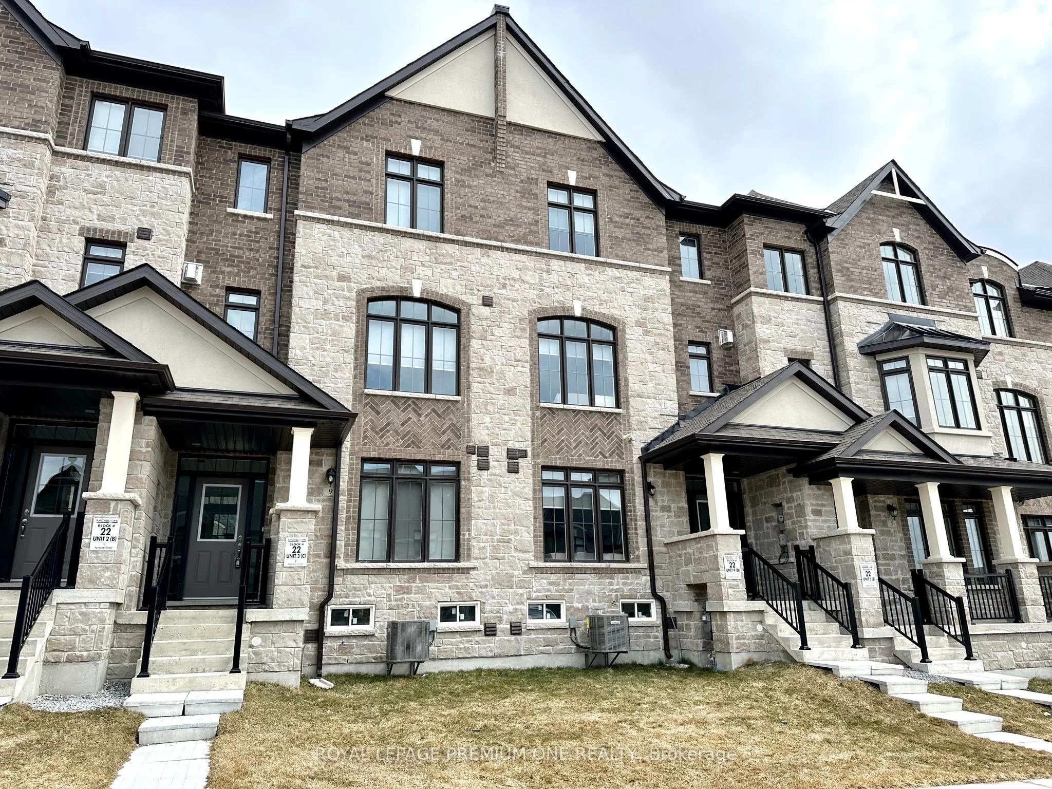 9 Verbena Street W, East Gwillimbury, On L9n 0t6