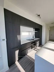 6 David Eyer Road 612, Richmond Hill, On L4s 0n5